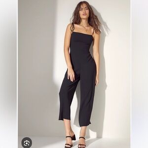 Aritzia Wilfred Zadie Tie-Strap Jumpsuit in Black Sz 6